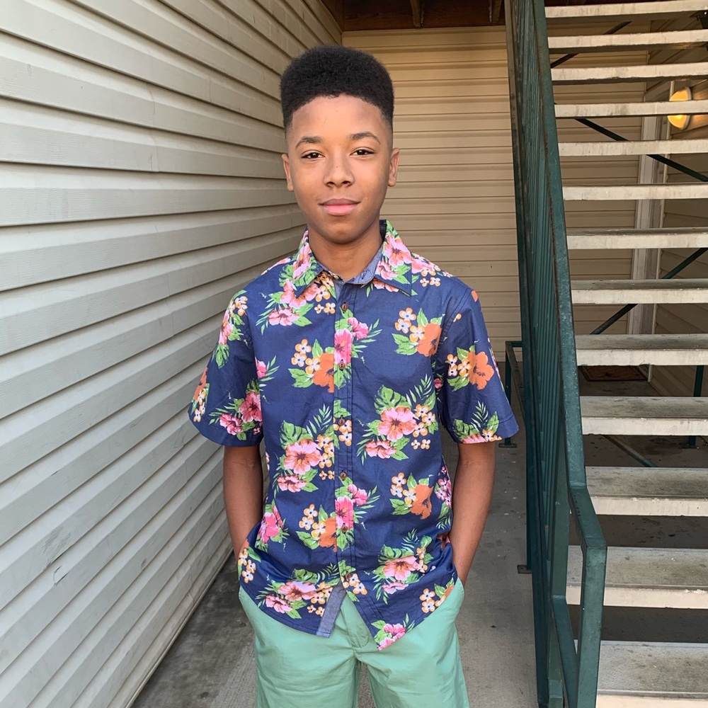 Meet your Posher, Javon